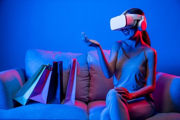 Online Shopping Trends 2025 USA: What to Expect